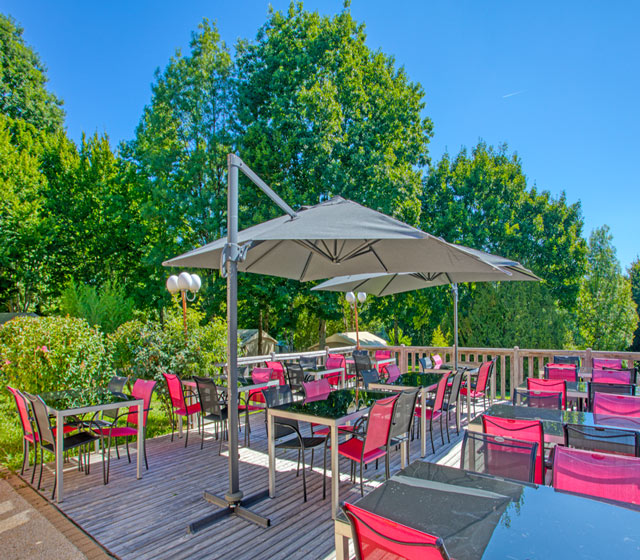 terrasse camping les nauves restaurant